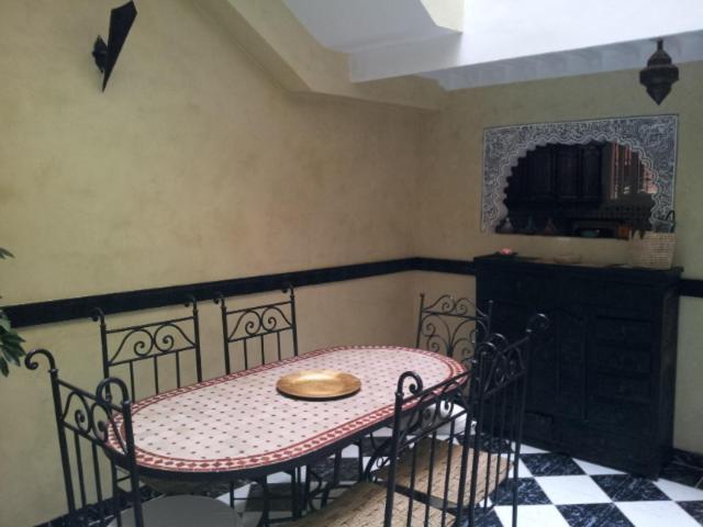 Riad Les Portes De La Medina Marrakesh Habitación foto