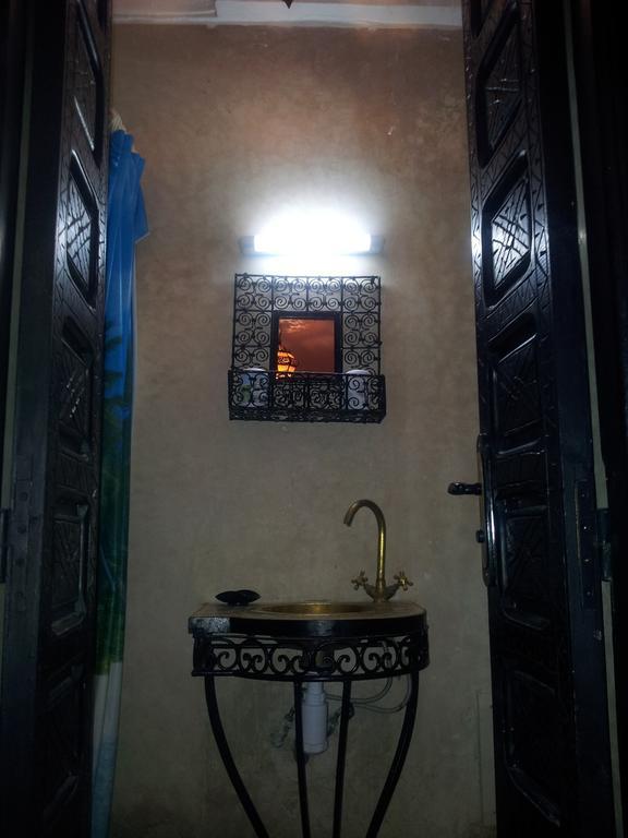 Riad Les Portes De La Medina Marrakesh Habitación foto